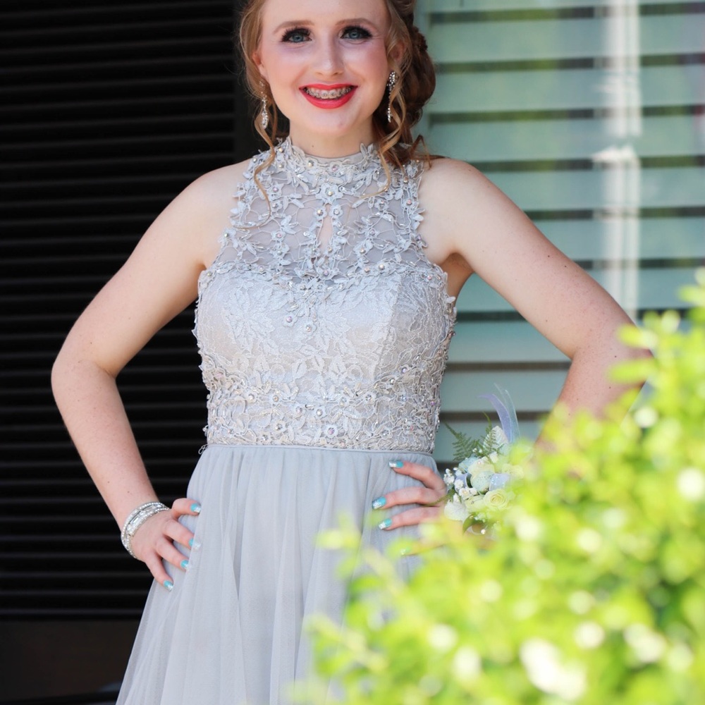 Prom Dress - Picture 7 of 8